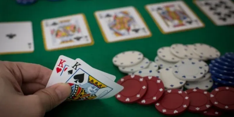 Chi tiết cách chơi sâm lốc dành cho newbie