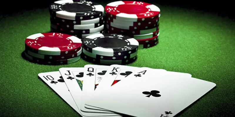 Nắm vững quy tắc cơ bản và các chiến lược chơi xì dách nâng cao