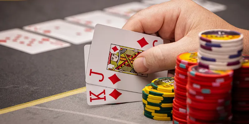 Những trò chơi trong casino hấp dẫn nhất mà bạn không thể bỏ qua 3 Những trò chơi trong casino phổ biến và hấp dẫn nhất