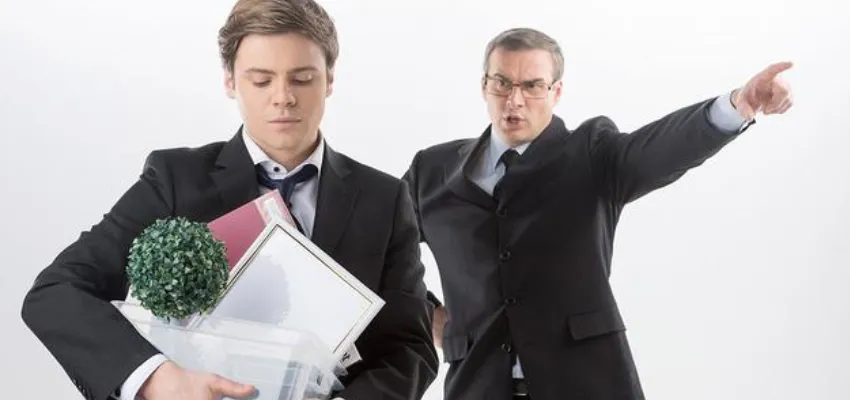 Nằm mơ bị đuổi việc: Thông điệp từ tiềm thức và con số lô đề 2 Thông điệp từ giấc mơ bị đuổi việc trong từng hoàn cảnh