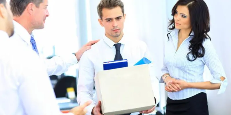 Mơ thấy đồng nghiệp bị mất việc