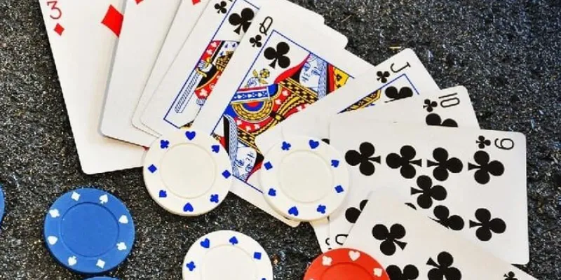 Chi tiết các bước cách chơi bài Phỏm