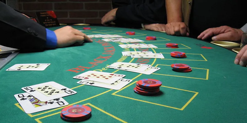 Tìm hiểu về cá cược blackjack online